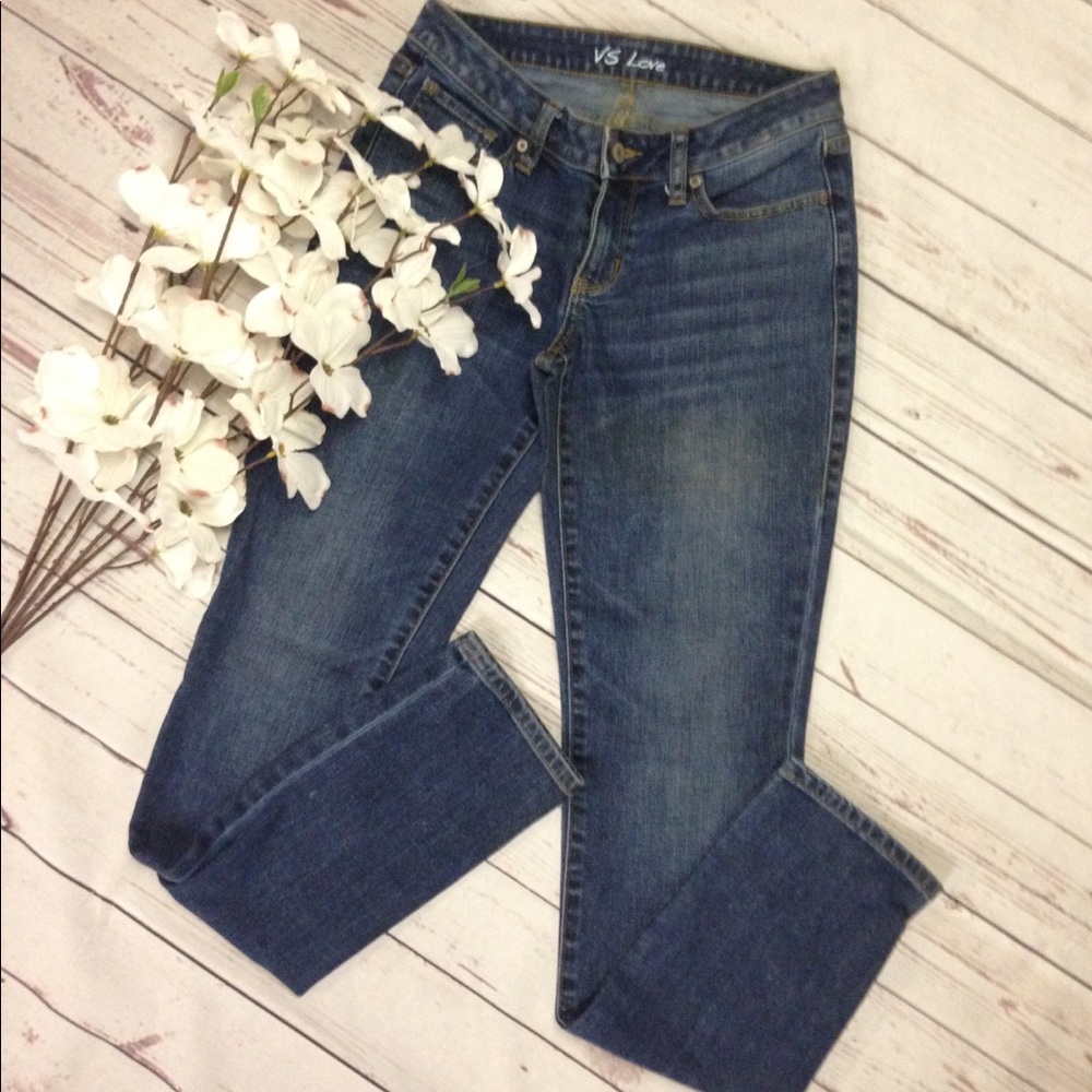Victoria's Secret medium wash straight leg jeans - Picture 5 of 7